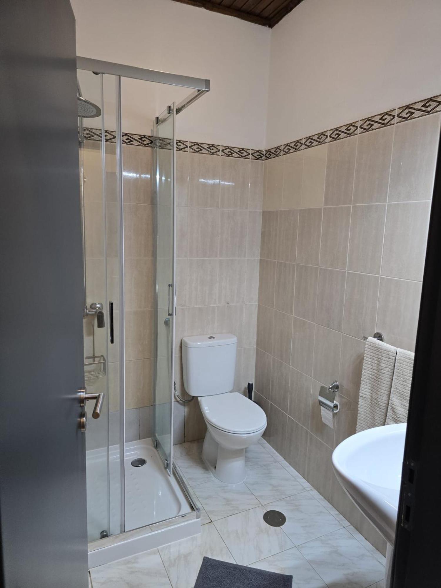 Pensión Residencial Prisma 3*