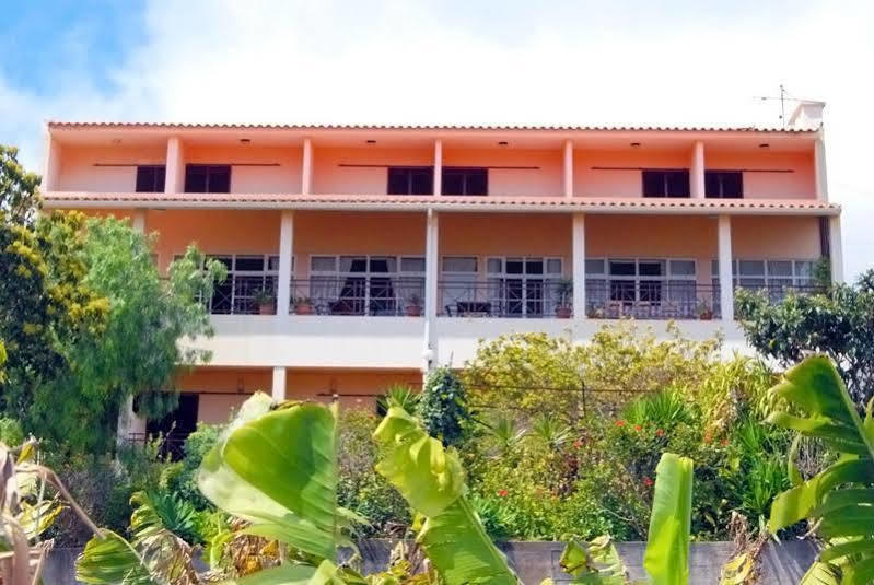 Residencial Prisma Pensión 3*